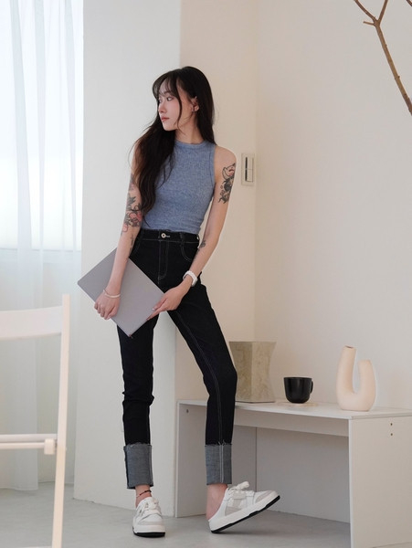 iNINE正韓軟平底灰白半拖小白鞋 