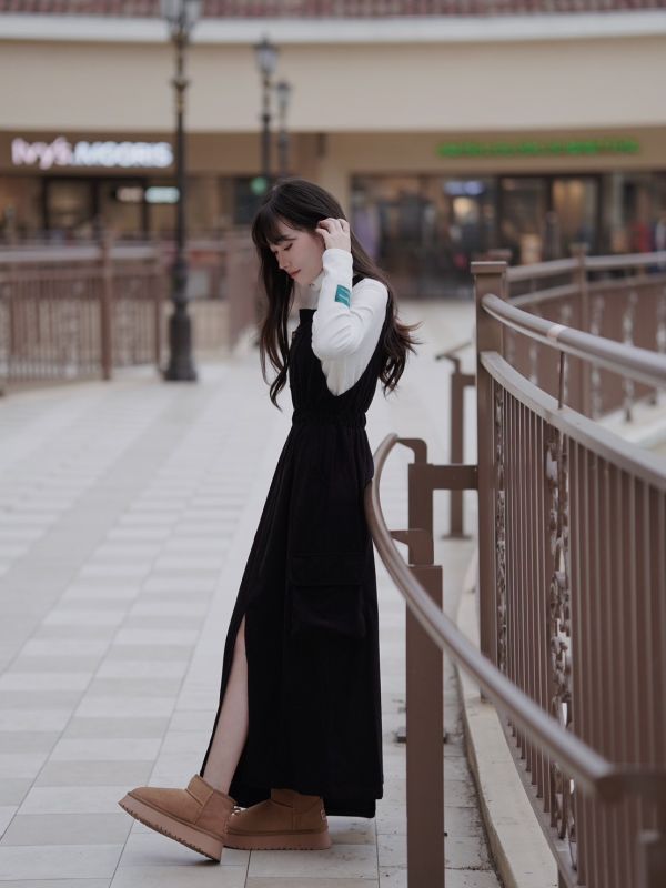 iNINE 韓氣滿滿開衩連身裙 