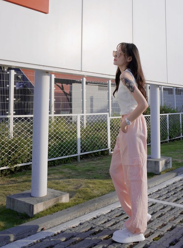 iNINE卡扣工裝褲+項鍊純色無袖背心 