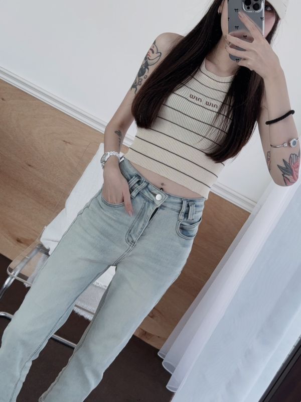 【百搭TOP】彈性小刺繡logo背心 