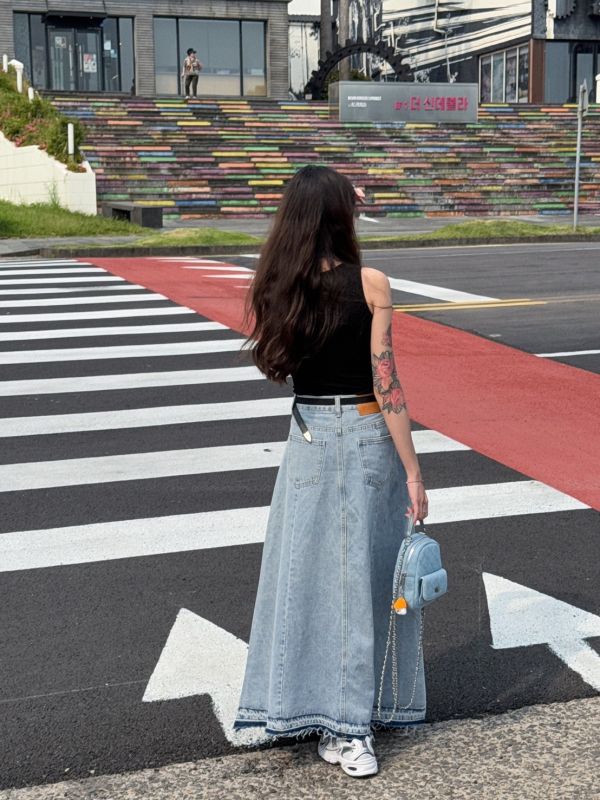 長腿神器｜韓系A字傘狀毛邊牛仔裙 