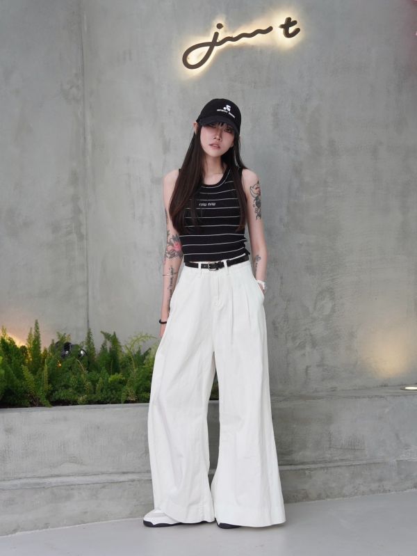 【百搭TOP】彈性小刺繡logo背心 