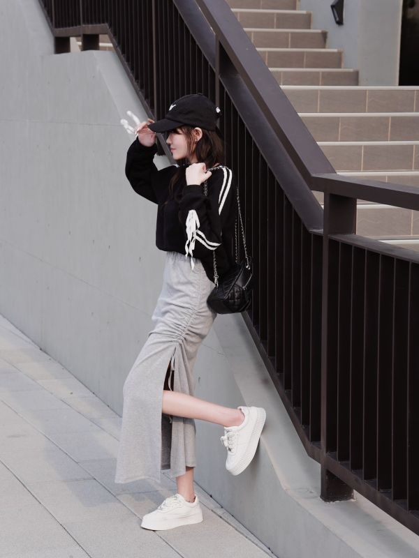 iNINE 女神比例自由高衩涼感棉裙 