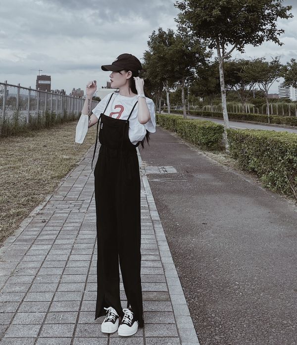 雙繩吊帶連身褲 