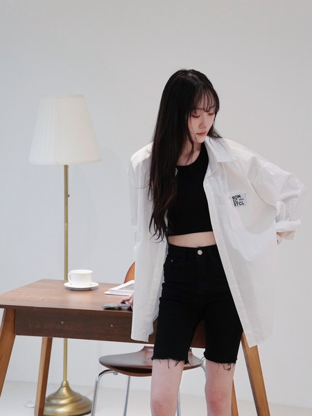 iNINE秋季必收小標薄襯衫 