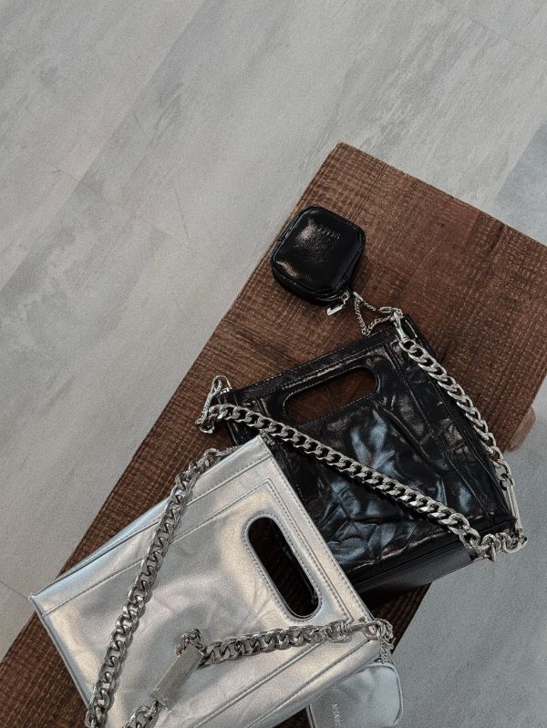 May’s only正韓廠做銀鏈皺皺包 