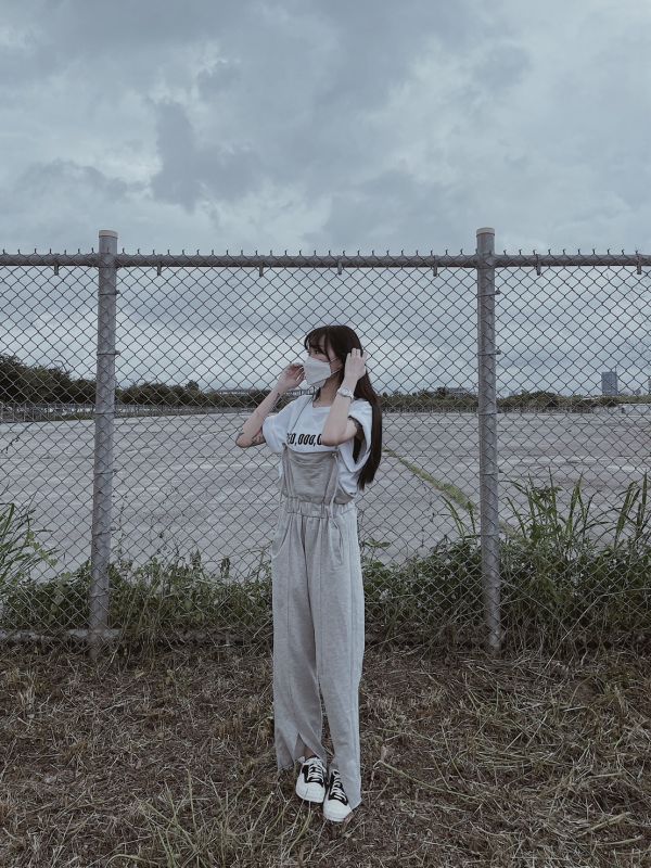 雙繩吊帶連身褲 