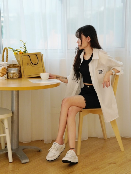 iNINE秋季必收小標薄襯衫 