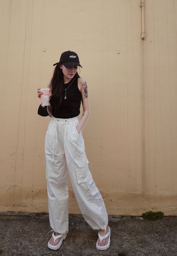 iNINE卡扣工裝褲+項鍊純色無袖背心 