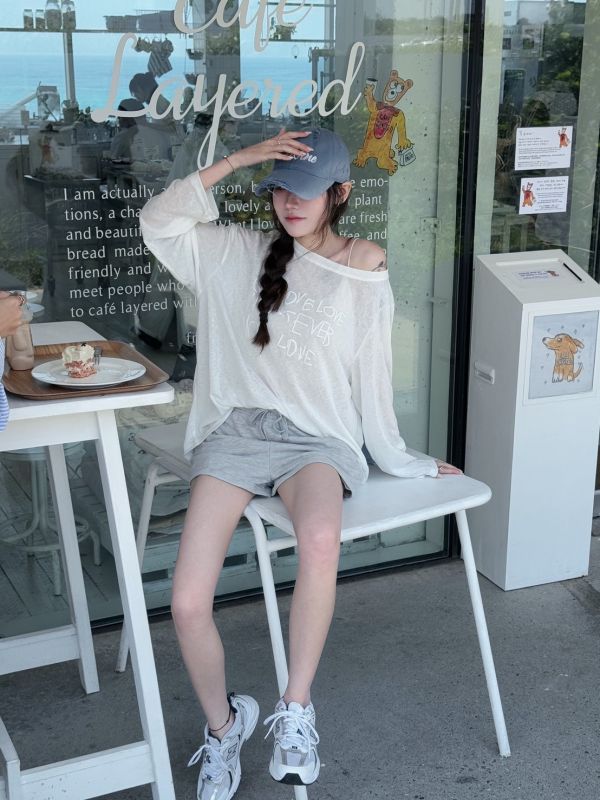 Cloud Hour｜發泡字防曬雲朵罩衫 