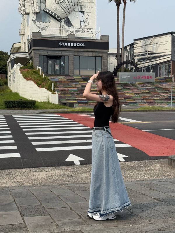 長腿神器｜韓系A字傘狀毛邊牛仔裙 