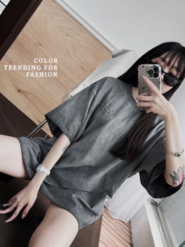 【男女同款】刺繡小logo厚磅水洗做舊T 