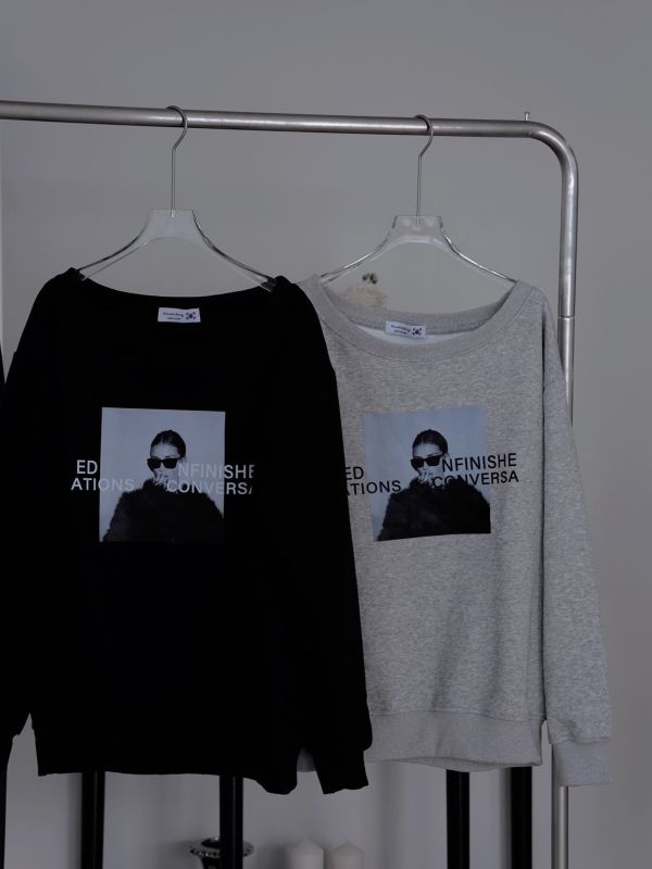 Sweatshirt.｜韓製斜肩墨鏡女大學t 