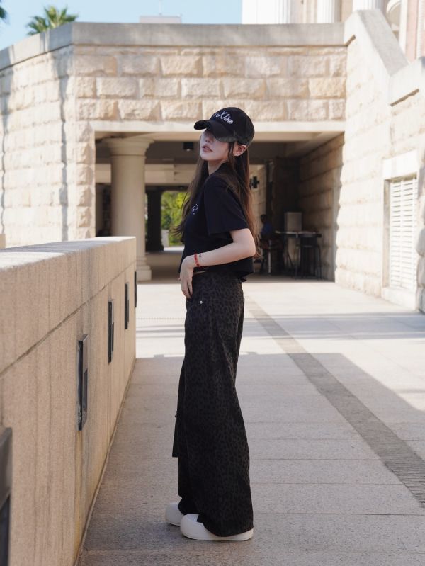 Bottom.｜天花板低調豹紋寬褲 