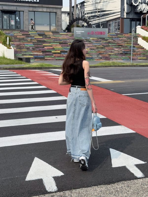 長腿神器｜韓系A字傘狀毛邊牛仔裙 