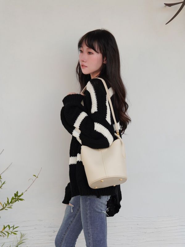 iNINE闆娘監製正韓訂製大容量水桶包 