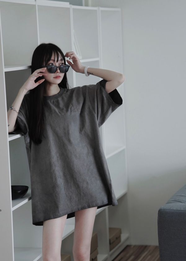 【男女同款】刺繡小logo厚磅水洗做舊T 