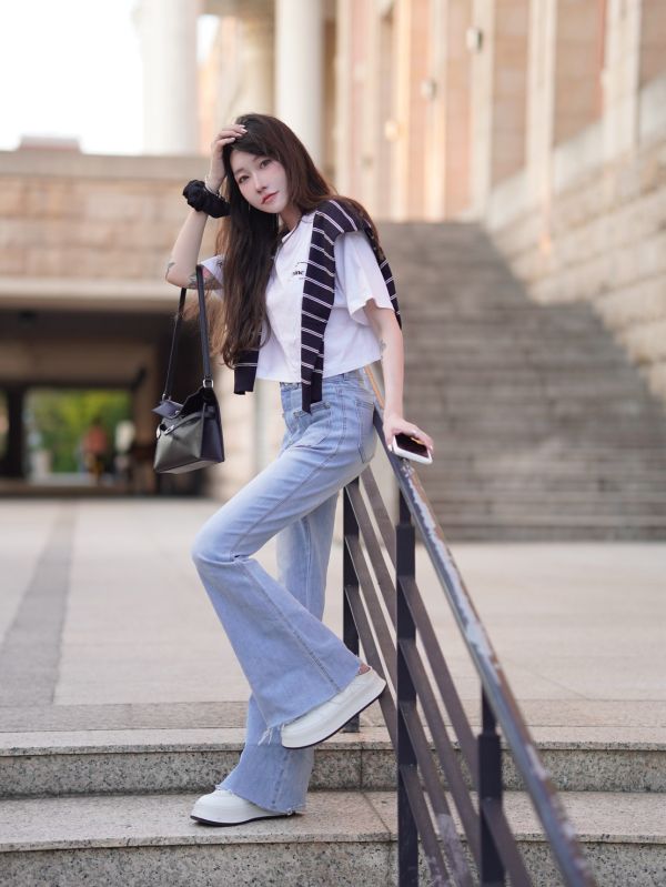 TOP｜iNINE品牌弧形短版T 