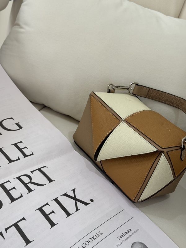 BAGS | 獨家搶先Switch摺紙變形包 