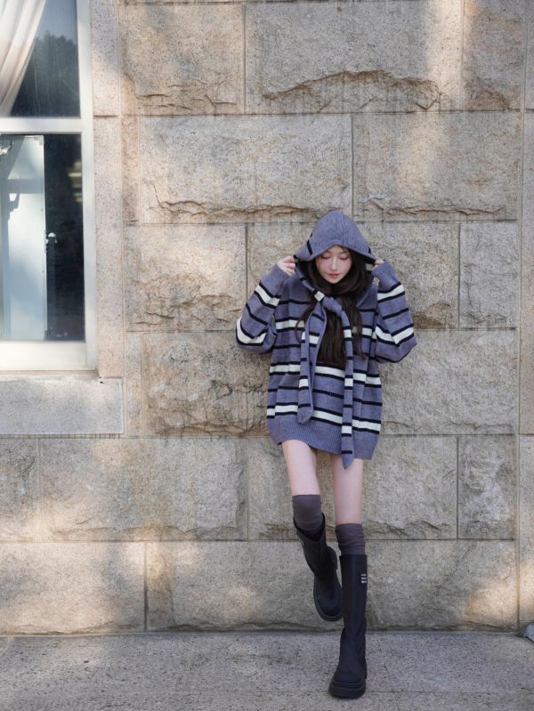 NON-SCENE.｜韓系條紋帶披肩帽厚磅毛衣 