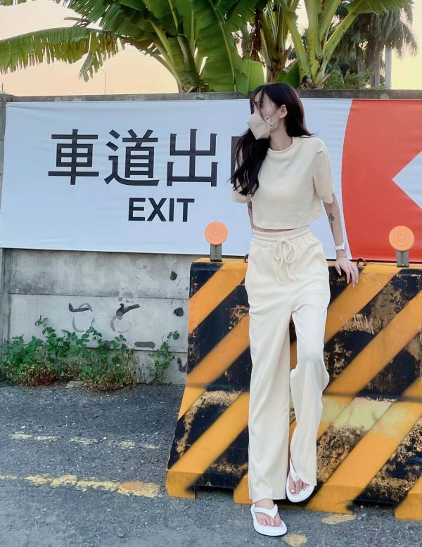 簡約韓系歐膩套裝 