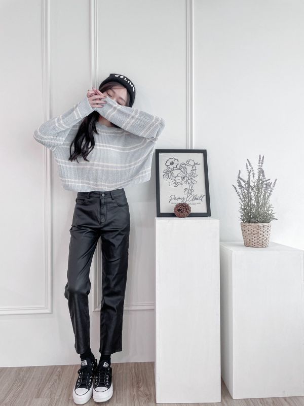 法式浪漫薄款條紋針織 