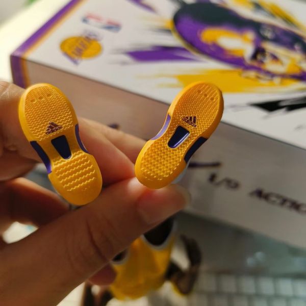 【史派克工廠】預購免運26年Q1 karoy toys 1/9 科比 Kobe 可動成品人偶 共5款 1218 karoy toys 1/9 科比 Kobe 可動成品人偶 共5款