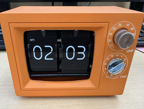 【史派克工廠】預購免運26年1月 MIDCLOCK 桌面自動翻頁時鐘 電視 12小時制 2色 1224 MIDCLOCK 桌面自動翻頁時鐘 電視 12小時制 2色