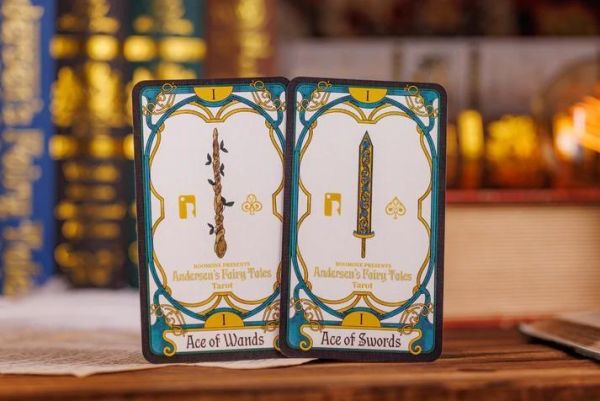 【史派克工廠】預購免運26年7月 Room One Cards 安徒生童話 撲克牌 塔羅牌 0601 Room One Cards 安徒生童話 撲克牌 塔羅牌