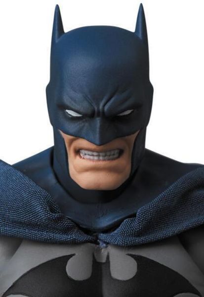 【史派克工廠】預購免運26年5月 DC MAFEX BATMAN HUSH《蝙蝠俠：緘默》蝙蝠俠 可動 再販 0414 DC MAFEX BATMAN HUSH《蝙蝠俠：緘默》蝙蝠俠 可動 再販