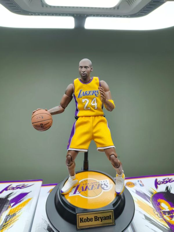 【史派克工廠】預購免運26年Q1 karoy toys 1/9 科比 Kobe 可動成品人偶 共5款 1218 karoy toys 1/9 科比 Kobe 可動成品人偶 共5款