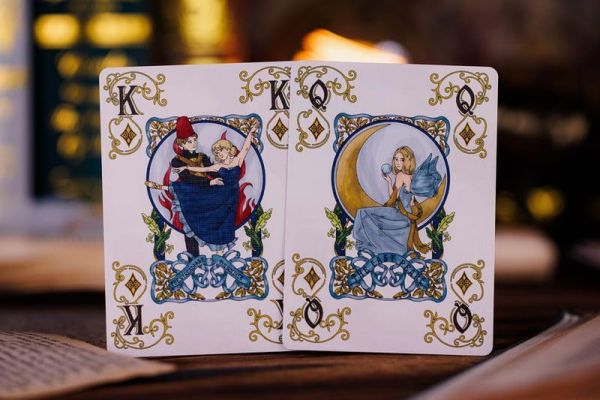 【史派克工廠】預購免運26年7月 Room One Cards 安徒生童話 撲克牌 石榴石&藍寶石 標準版 0601 Room One Cards 安徒生童話 撲克牌 石榴石&藍寶石 標準版