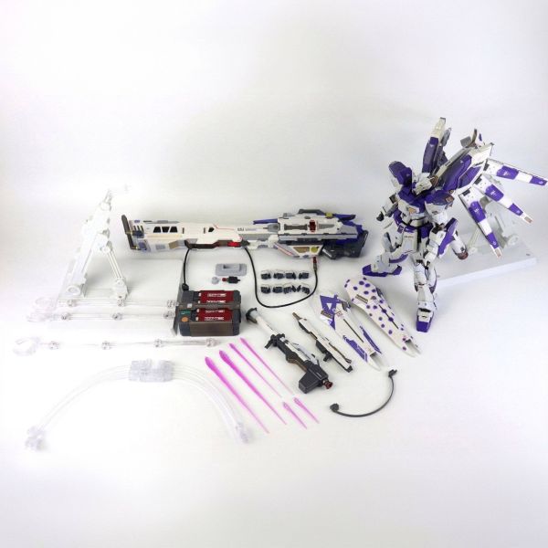 【史派克工廠】預購免運26年2月 大班 MB 海牛鋼彈Hi-Nu 8833 1/100 組裝模型 機甲 0113 大班 MB 海牛鋼彈Hi-Nu 8833 1/100 組裝模型 機甲