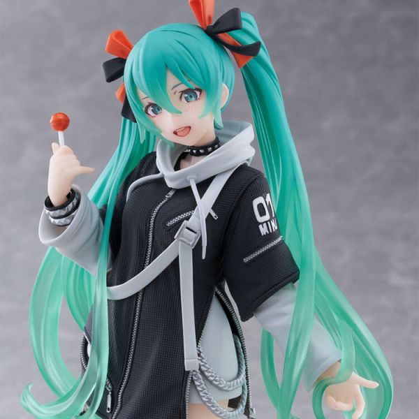 【史派克工廠】結單預購24年11月 TAITO 景品 初音未來 時裝 龐克裝 約18cm 0912 TAITO 景品 初音未來 時裝 龐克裝 約18cm
