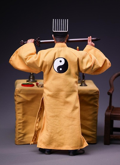 【史派克工廠】預購26年Q2 Mountain Studio 僵屍先生 （林正英 九叔）1/12 可動人偶 0929 Mountain Studio 僵屍先生 （林正英 九叔）1/12 可動人偶
