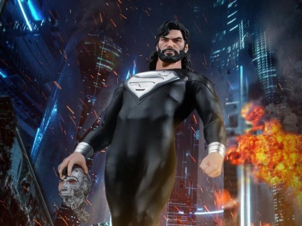【史派克工廠】現貨 MEZCO One:12 超人 Recovery Suit版 X0608 現貨 MEZCO One:12 超人 Recovery Suit版