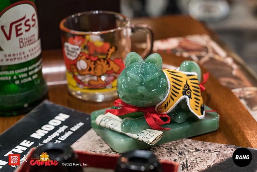 【史派克工廠】結單 預購免運24年9月 TOO CHEAP ART 加菲貓聯名 祈喵熱 虎爺 潮玩手辦 0606 TOO CHEAP ART 加菲貓聯名 祈喵熱 虎爺 潮玩手辦