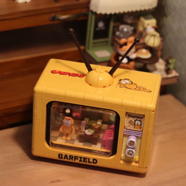 【史派克工廠】現貨免運 不挑盒 貝樂迪 正版授權 加菲貓 電視機 積木 0620 貝樂迪 正版授權 加菲貓 電視機 積木