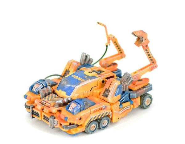 【史派克工廠】售完 FPJ WB011 胸甲戰士 異色 戰損版 變形金剛 會場 限定版 黃色工程車 FPJ WB011 胸甲戰士 異色 戰損版 變形金剛 會場 限定版 黃色工程車