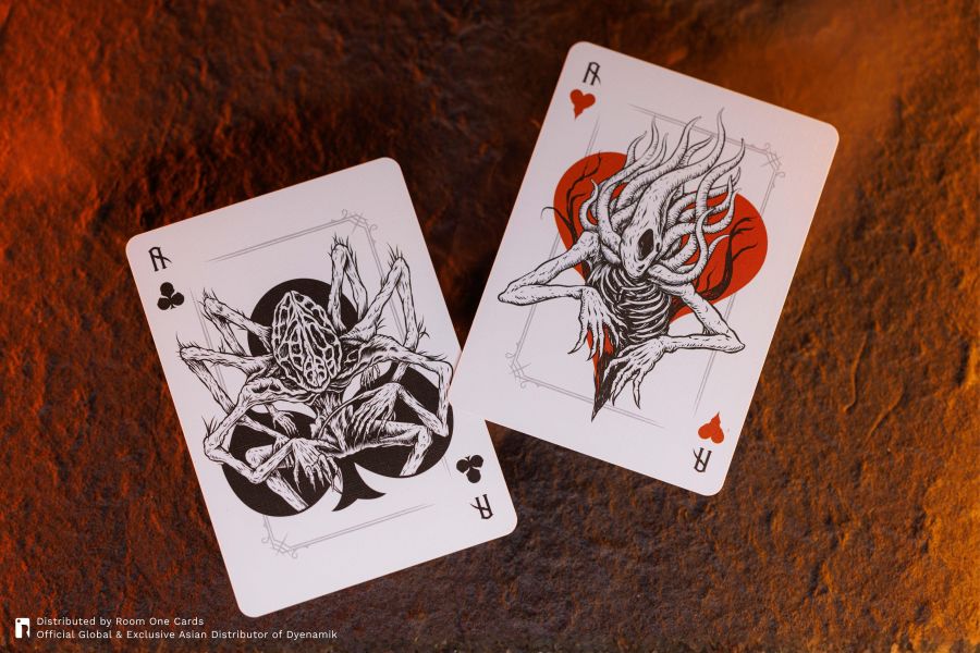 【史派克工廠】預購免運26年7月 Room One Cards Dyenamik 血源詛咒 撲克牌 2版 0601 Room One Cards Dyenamik 血源詛咒 撲克牌 2版