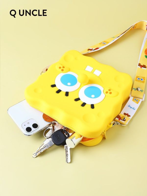 【史派克工廠】預購免運26年2月 海綿寶寶 解壓捏捏樂 單肩 矽膠收納包 小包 外出包 0113 海綿寶寶 解壓捏捏樂 單肩 矽膠收納包 小包 外出包