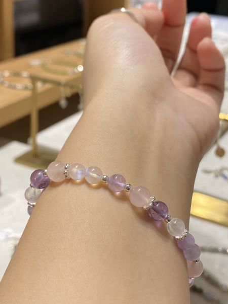 奶油感粉紫色 