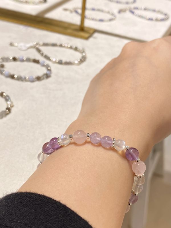 奶油感粉紫色 