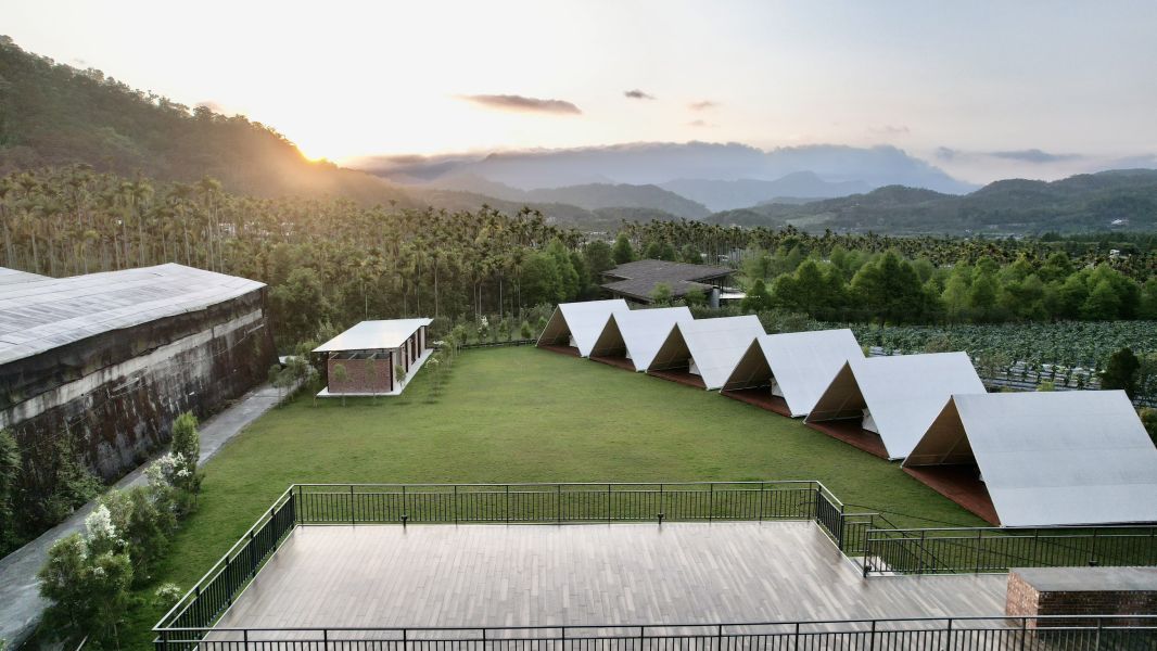 村村金咖啡｜VillGolden Café｜日月潭最美森林系咖啡館，遠離塵囂的療癒秘境 日月潭咖啡館推薦,日月潭景觀咖啡廳,森林系咖啡廳,南投打卡咖啡,親子咖啡廳南投,日月潭戶外活動推薦,南投美拍景點