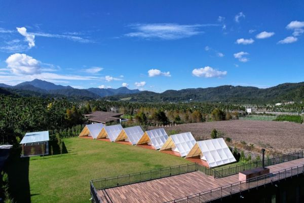 (春節方案) 10人成行包村方案（含早晚餐）(10人費用) 懶人露營,露營,日月潭,村自然,Glamping,親子露營,風格露營,南投,魚池,日月潭套裝遊程,親子旅遊,家庭旅遊,包棟民宿,員工旅遊