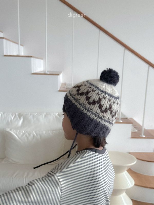 毛球圖騰針織帽｜3COLORS 