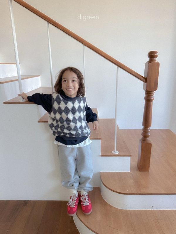 菱格紋羊羔毛背心｜2COLORS 