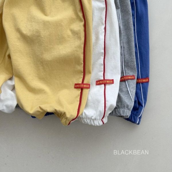 BLACKBEAN｜側線條休閒褲 