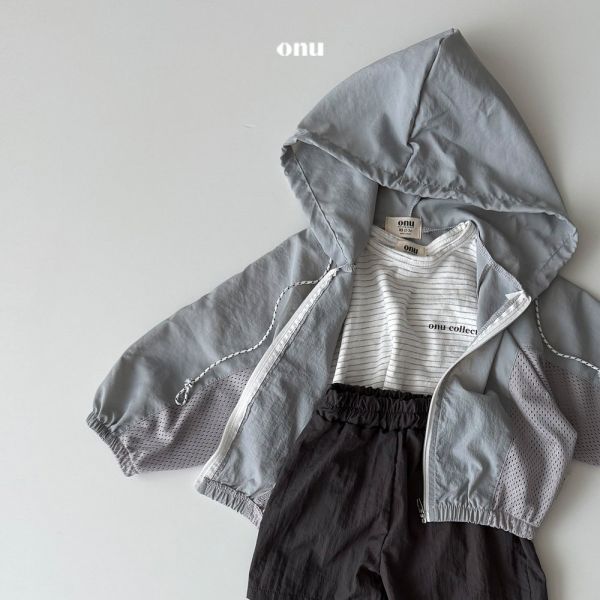 防曬連帽外套｜2COLORS 