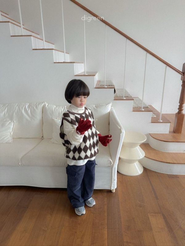 菱格紋羊羔毛背心｜2COLORS 